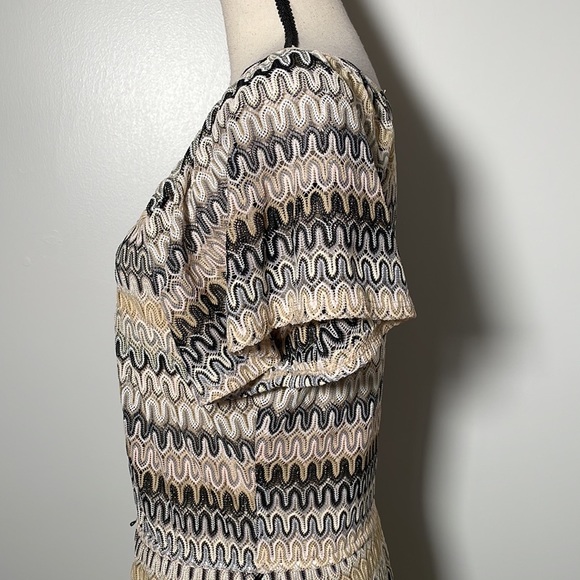 B Darlin Black White Cream Print Scoop Neck Short Sleeve Dress 9/10 - Picture 7 of 10